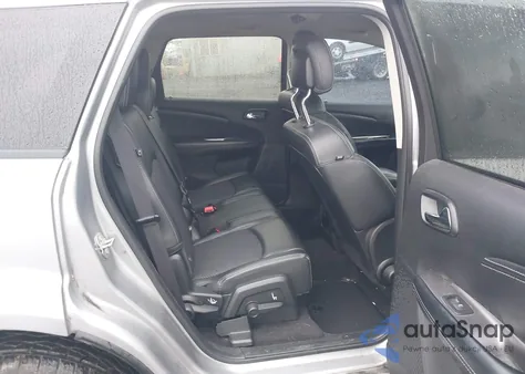 2015 Dodge Journey Crossroad z USA, uszkodzony, nr VIN 3C4PDCGG1FT691798